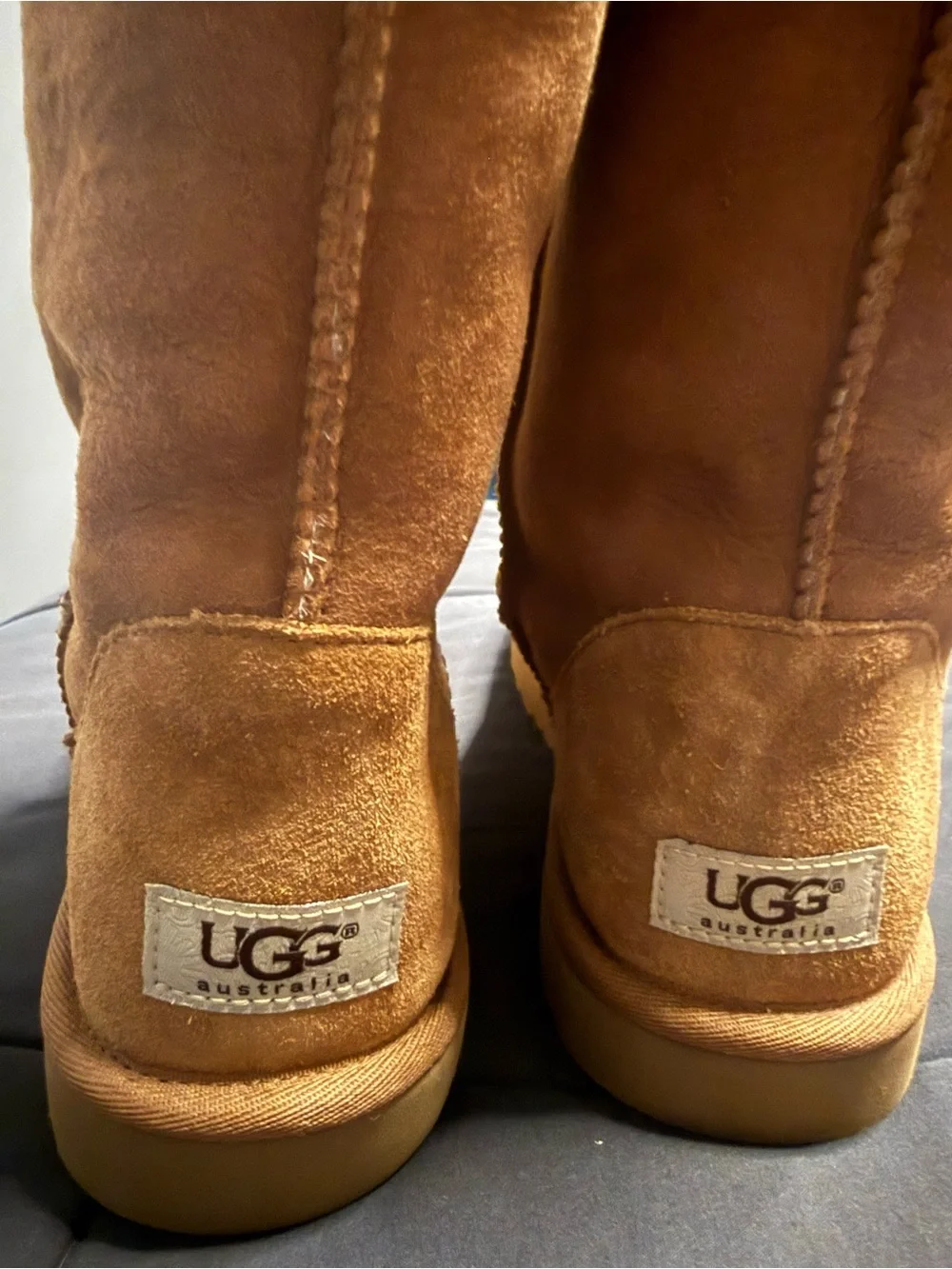 UGG Australia Classic Short Suede Shearling Boots Chestnut Tan Women's 10
